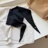 Bufanda pequeña de punto de lana mezclada de alta gama, con perforaciones, estilo coreano, para otoño e invierno, versátil, chal casual y bufanda para el cuello