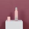 Em estoque Frasco roll-on 10ml Frasco de vidro rosa com conta roll-on Frasco para óleo essencial Embalagem cosmética Subfrasco Fábrica atacado