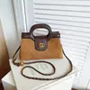 Elegante bolso acolchado de cadena en bloques de color, bolso de mano cuadrado pequeño elegante y versátil, bolso de hombro y bandolera moderno para mujer