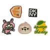 Parches de tela bordados transfronterizos personalizados con tus propios diseños y muestras, autoadhesivos, termoadhesivos, con respaldo adhesivo, presentando logotipos, texto, animales, flores y plantas, parches de tela personalizados