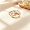 Anillos retorcidos con incrustaciones de diamantes más vendidos para parejas, estilo popular transfronterizo, simples y versátiles, anillos de moda para mujer