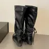 Botas Altas de Suela Plana Melanoides para Aumentar la Altura para Mujer 2026 Nuevo Otoño/Invierno Retro Adelgazantes Par con Faldas Botas de Montar