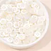 Botones de Concha del Fabricante en Stock, Botones de Camisa de Cuatro Agujeros, Botones de Concha Blancos, Botones Blancos para Gabardina, Botones Versátiles para Ropa, Exquisitos Botones de Gasa