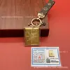 Llavero de Tesoro Lámina de Oro Símbolo de Prosperidad Colgante para Bolso Encanto de la Fortuna Viene y Va TikTok Live Venta al por Mayor