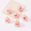 Cabeças de flores de rosa artificiais, cabeças de flores pequenas, acessórios de cabeça florais, guirlandas, grampos de cabelo, adereços para fotos, flores decorativas, botões de flores para mesa de centro