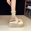 Nuevos Zapatos Mary Jane Birkenstock Versátiles con Puntos, Suelas Gruesas, Zapatillas Cerradas de Medio Paso Estilo Hada que Aumentan la Altura para Mujeres, Verano 2026