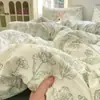 Conjunto de Roupa de Cama de Gaze Dupla em Algodão Lavado de Quatro Peças em Estilo Princesa para Quarto de Dormitório de Estudante, Incluindo Lençol de Cima, Lençol com Elástico e Capa de Edredom, Adequado para Todas as Estações