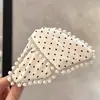 Pinza para el Cabello de Punto de Ola de Perla para Mujer Sentido de Alta Gama 2025 Nueva Pinza para el Cabello de la Parte Posterior de la Cabeza Pinza de Tiburón Tocado