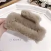Clip para el Cabello de Felpa de Imitación de Piel de Conejo Clip para el Cabello Coreano de Otoño e Invierno Clip Grande de Tiburón Estilo Suave Accesorios para el Cabello Venta al por Mayor