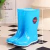 Zapatos de agua de caña alta y media para mujer, botines cortos de lluvia para adulto, botines de agua de verano de moda con forro polar para mujer, botas de lluvia antideslizantes para mujer, zapatos impermeables