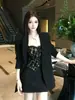 FANFAN Nueva Colección Otoño Estilo Elegante Cintura Ceñida Adelgazante Falda Media de Tirantes Conjunto de Traje a la Moda