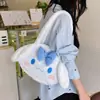 Nuevo bolso de hombro de felpa de gran capacidad para mujer, nuevo bolso de mano de Kuromi, bolsa divertida de dibujos animados, venta al por mayor de Sanrio