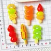 Espetinhos de Frutas Simuladas Maçã do Amor Resina Acessórios DIY Cola de Creme Presilhas de Cabelo Pingentes para Capa de Celular Ímãs de Geladeira