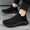 Novos sapatos masculinos casuais de malha esportes casuais correndo voando sapatos de malha de tecido trabalho masculino Preto meias leves sapatos de moda