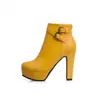 Hebilla de Cinturón Elegante Botas de Caballero Nuevas Caña Corta Botas de Otoño e Invierno Plataforma de Agua Tacón Alto Grueso Botas para Discoteca Botas de Comercio Exterior