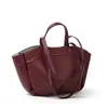 Bolsa Tote Moda Retrô Feminina Outono e Inverno 2025 Nova Grande Capacidade Portátil para o Trabalho Cesta de Legumes Bolsa de Ombro Transversal