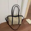 Bolso Tote Versátil de Gran Capacidad Estilo Retro Casual para Mujer 2026 Nuevo Estilo Primavera Bolso de Hombro Cruzado Ligero de Gama Alta