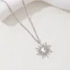 Tuem Más Vendido Collar Colgante Sol Llamas Estilo Europeo y Americano Lujo Ligero Cadena para Clavícula Sol Creativa Collar de Apilamiento de Moda para Mujeres