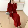 Elegante bufanda, suéter de punto elegante y falda: un conjunto de tres piezas para otoño e invierno, con un corte holgado y favorecedor, y diseñado para ventas transfronterizas