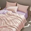 Juego de ropa de cama de seda helada de cuatro piezas para dormitorio de estudiante, sábana y funda de edredón lavables, juego de tres piezas con funda de edredón individual de sensación fresca de verano