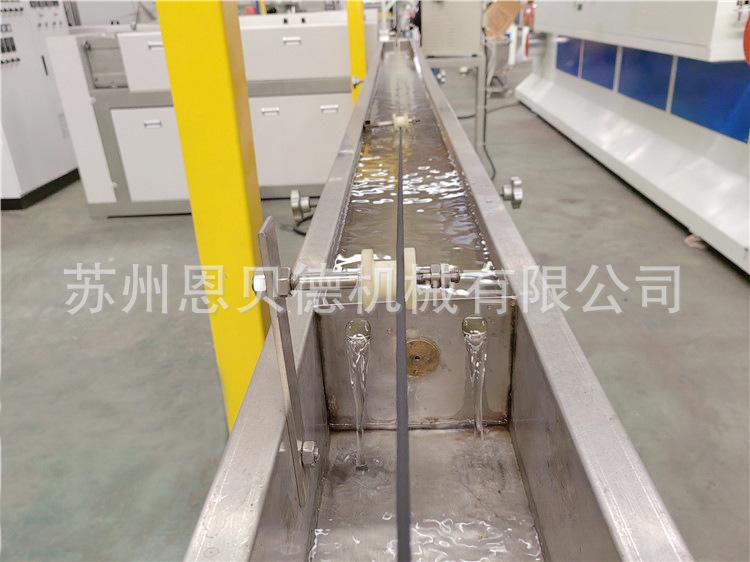 铜丝铁丝塑料涂层挤出包覆生产线 (13)