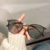Óculos de miopia que mudam de cor Óculos femininos anti-luz azul óptica Cyber Celebrity Plain Plain Óculos com moldura de cor de chá frio estilo coreano