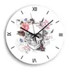 Reloj de pared con patrón de flor de calavera color romántico exquisito acrílico regalo al por mayor