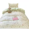 Juego de ropa de cama de tres piezas para cama individual de dormitorio estudiantil, 100% algodón, funda de edredón de dibujos animados, sábana plana y sábana bajera, nuevo modelo 2026