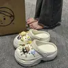 Zapatos Transpirables con Agujeros para Mujer Ropa Exterior 2024 Verano Eva Dung Sense Plataforma Sandalias de Playa Antiolor con Aumento de Altura Chanclas con Agujeros