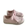 Tênis de Treino Alemão Rosa com Design de Nicho para Mulheres, Novos Sapatos Esportivos Casuais Versáteis para Primavera e Outono 2026, Sapatos Brancos Forrest Gump