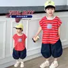 Conjunto de Verano a Rayas sin Mangas para Niños Estilo Coreano Conjunto de Dos Piezas con Chaleco Elegante Casual Ropa Moderna y Genial para Niños