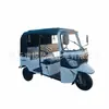 Tuktuk Personalizado vs. Triciclo Cubierto de Pasajeros a Gasolina, Motocicleta de Tres Ruedas Transfronteriza que Puede Ser Registrada