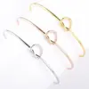 Pulsera de Acero Inoxidable con Nudo en Forma de Corazón, Nueva, Transfronteriza Europea y Americana, Pulsera de Moda, Simple y Versátil, Fabricante de Joyería de Acero Inoxidable
