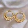 Pendientes de Aro Dorados Resistentes Estilo Europeo y Americano con un Diseño de Alta Gama, Audaces y Elegantes, Sencillos y Adecuados para el Uso Diario