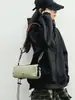 Bolsa de ombro esportiva para lazer e atividades ao ar livre com comércio exterior transfronteiriço 2025, nova bolsa leve para celular, bolsa transversal