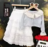 Conjunto de Dos Piezas para Niña Primavera y Otoño: Cárdigan Tejido con Adorno de Encaje Azul + Falda Larga de Encaje Blanco