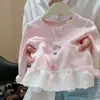 Camiseta interior de encaje para niña de primavera y otoño, top de manga larga para bebé con lazo, nueva capa interior de estilo dulce