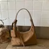Bolsa Tote de Camurça Retrô Coreana Feminina Outono/Inverno 2025 Nova Simples para o Dia a Dia Grande Capacidade Ombro Único Transversal