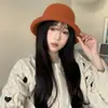 Sombrero de Lana Retro Estilo Coreano con Borde Enrollado para Mujer, Otoño e Invierno, Elegante y de Alta Gama, Sombrero de Pescador Versátil, Sombrero de Cubo para Adelgazar el Rostro