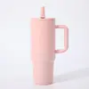 Novo copo de gelo simples de camada dupla com retenção de frio e alça, isolamento em aço inoxidável, à prova de vazamentos, bico dobrável, copo de carro portátil