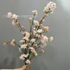 Boda Romántica Simulada de Flor de Cerezo Árbol de Flor de Cerezo Rama de Flor de Ciruelo Flor de Durazno Flor de Plástico Flor de Enredadera para Techo de Sala de Estar Interior Balcón