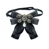 Estilo Coreano Tendência Estilo College Retrô Gravata Borboleta Preta Jk Decoração de Pérola e Strass Broche de Camisa Jk Acessórios