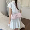 Bolsa de Ombro para Mulheres com Bolinhas Estilo Artístico Nicho Coreano 2026 Nova Tendência Moda Cool Estética Bolsa de Compras