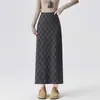 Foto real de falda de lana a cuadros vintage para mujer, nueva falda midi de cintura alta en línea A, falda lápiz recta, otoño/invierno 2026