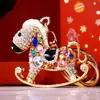Ano do Cavalo Mascote Pônei Carro Chaveiro Metal Zodíaco Diamante Fofo Pingente de Bolsa Feminina Argola de Chaveiro