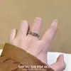 Anel Simples Retro Vazado com Design de Emenda de Corrente Anel de Dedo Versátil Diário Empilhável Estilo Nicho Cool