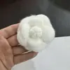 Novo Corsage de Camélia Floral Espesso Popular de Alta Qualidade 6,8 cm de Altura Mais Broche Grampo de Cabelo
