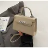 Bolso Kelly de alta gama a la moda para mujer, nuevo modelo 2026, bolso de hombro simple y elegante, bolso cruzado versátil y moderno