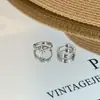 Pendientes Asimétricos de Estrella Radiante de Plata de Ley s925 para Mujer, Estilo Genial Personalizado, Temperamento Único, Sensación de Alta Gama, Clavos de Oreja de Estrella de Seis Puntas
