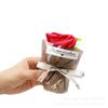 A las chicas les gusta el pequeño ramo fragante de rosas, flores de jabón, ramo de accesorios de regalo a juego para el romántico Día de San Valentín